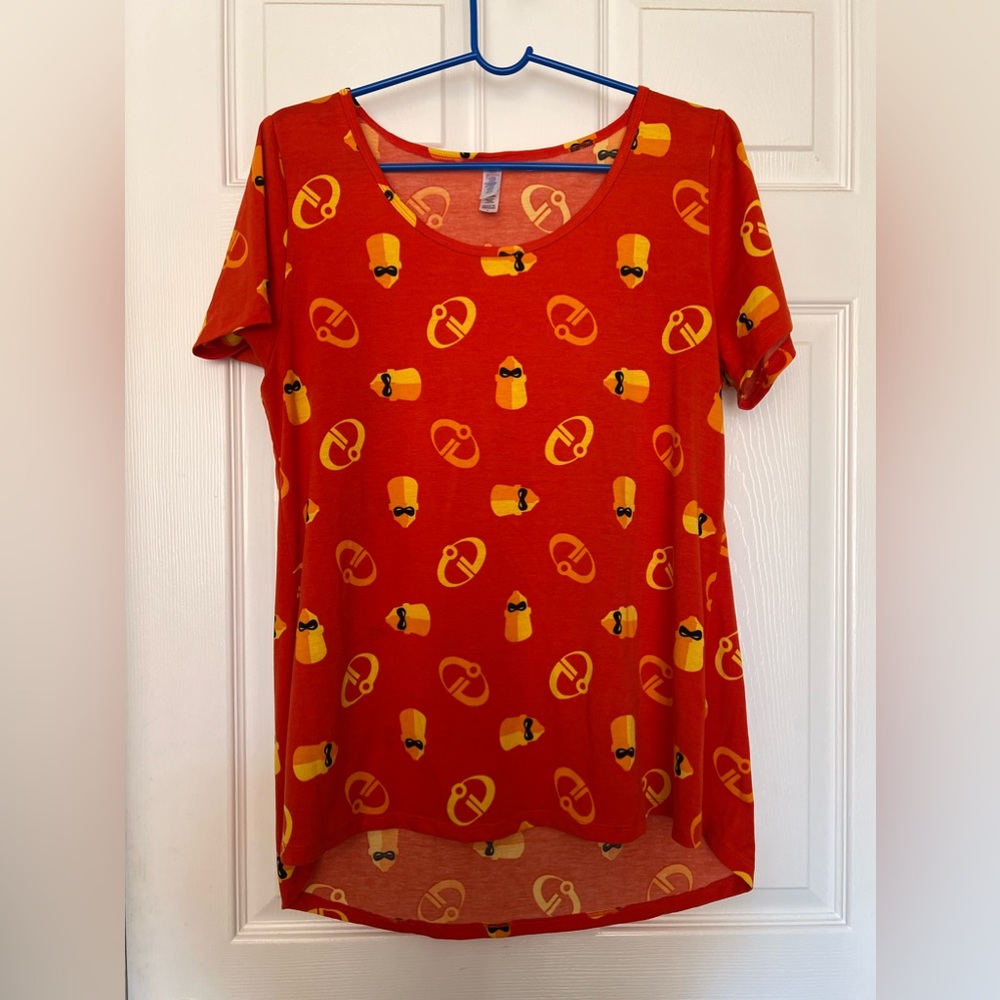 Lularoe incredibles perfect tee